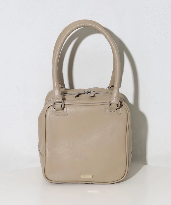 Leather Cubic Boston Bag / Cowhide / Water-Repellent Leather