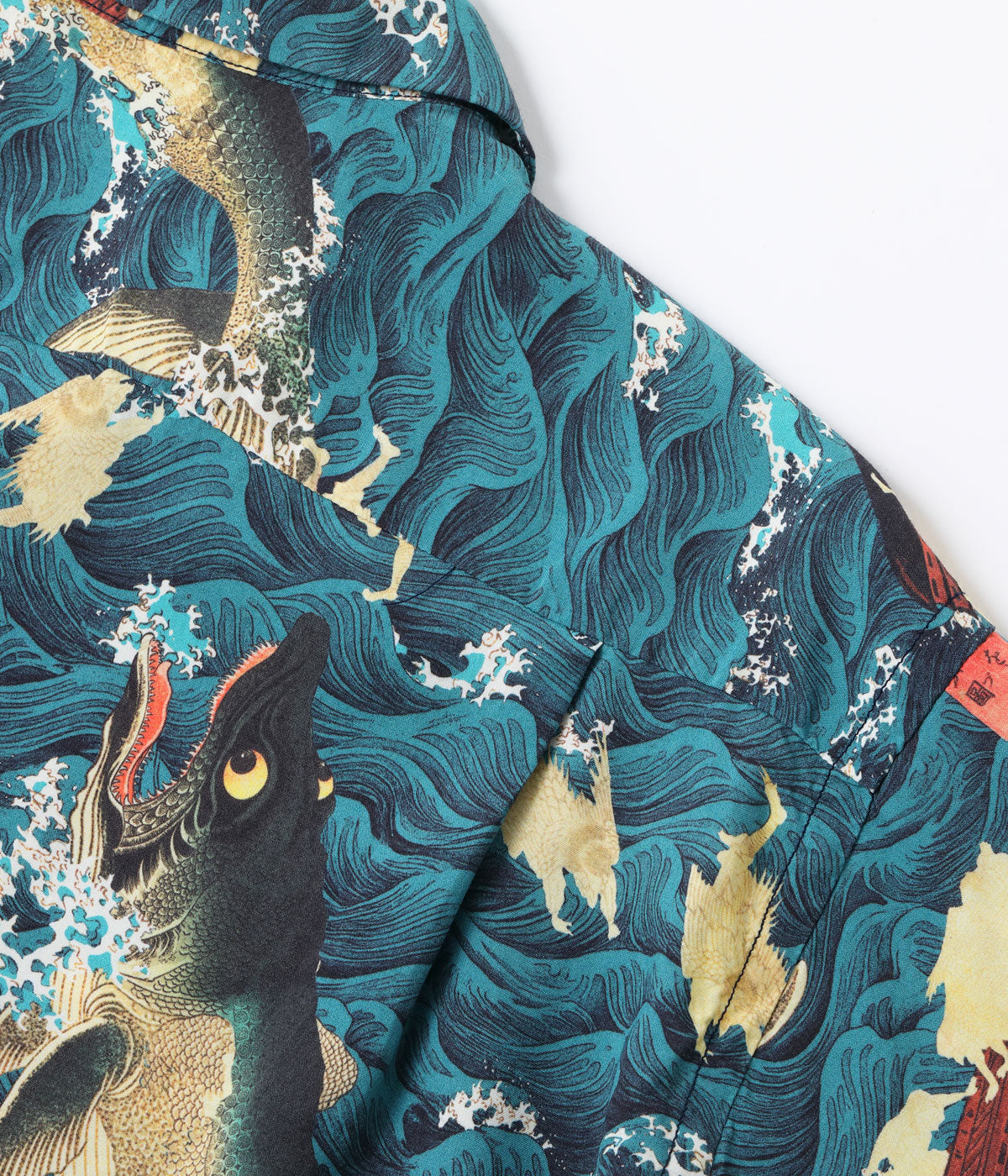 Sun Surf × Utagawa Kuniyoshi Special Edition 'Sanuki-in Kenzoku o Shite Tameasa o Sukufu Zu'