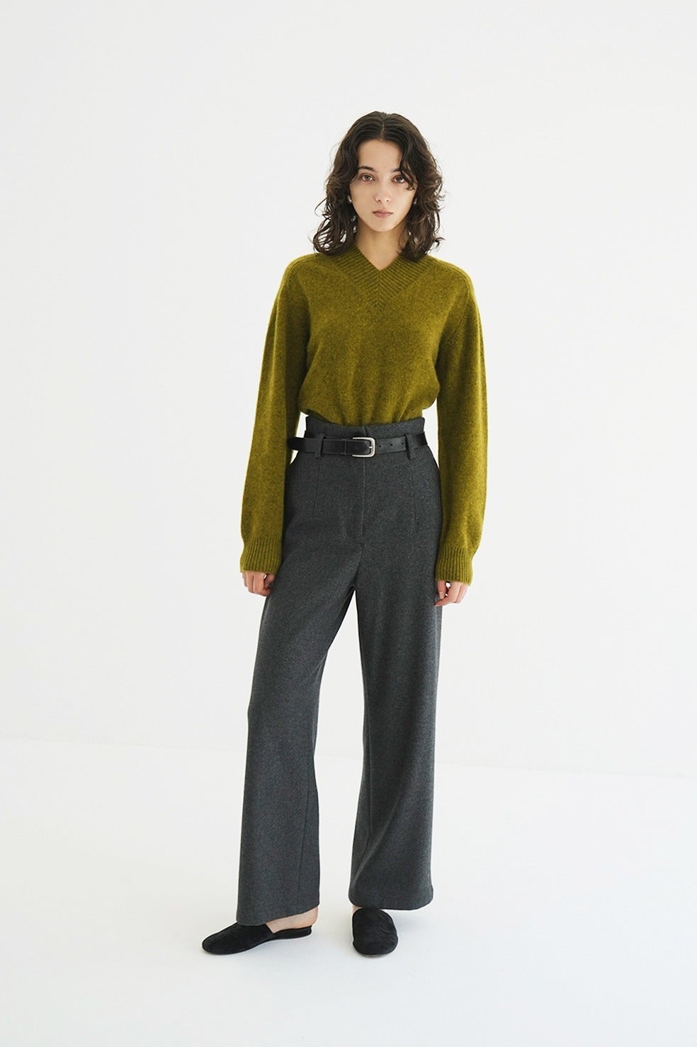 YAK V NECK KNIT TOPS