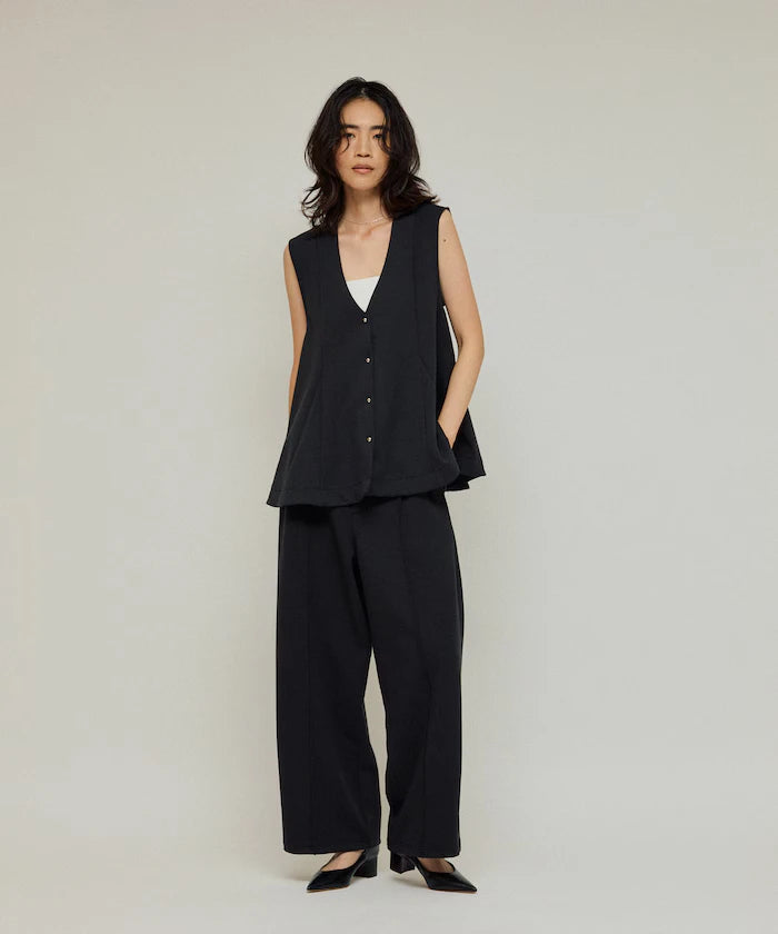 Peplum Silhouette V-Neck Gilet / Vest
