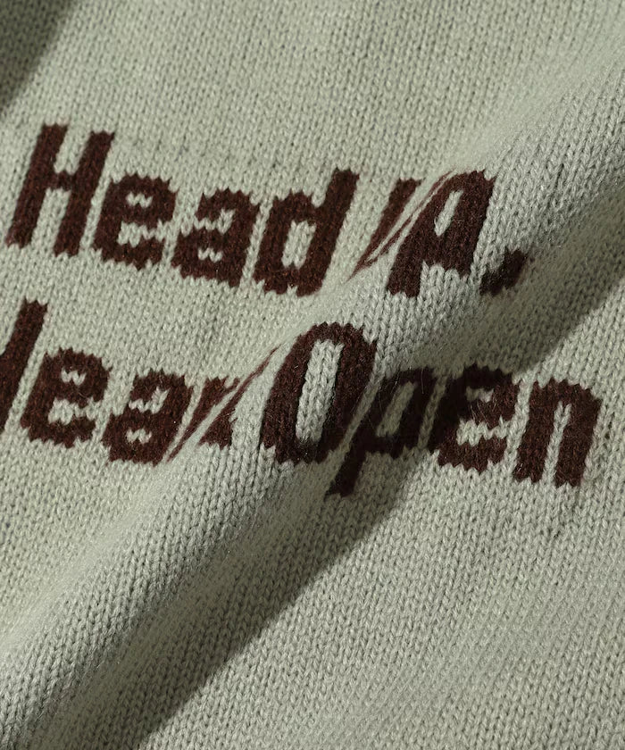 Sweat-like Lettered Knit / Jacquard Knit