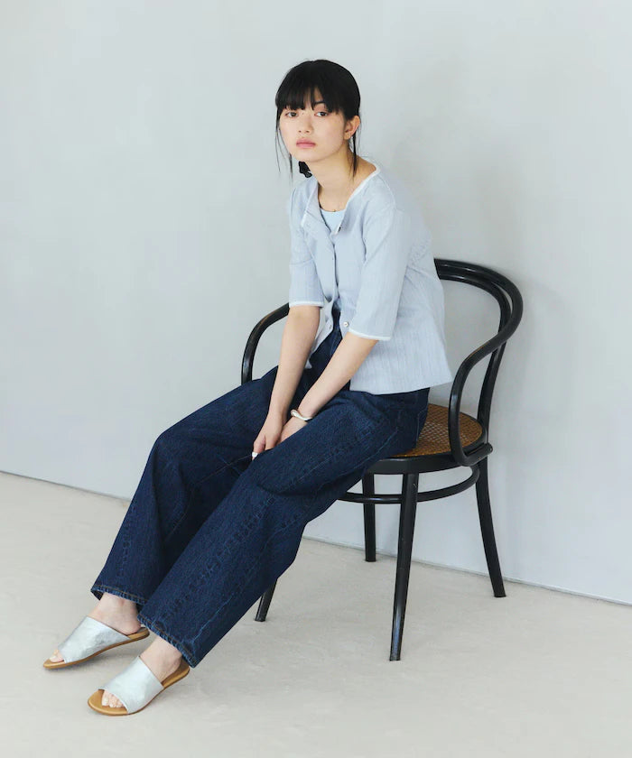 Knitted Cardigan with Variation Buttons
