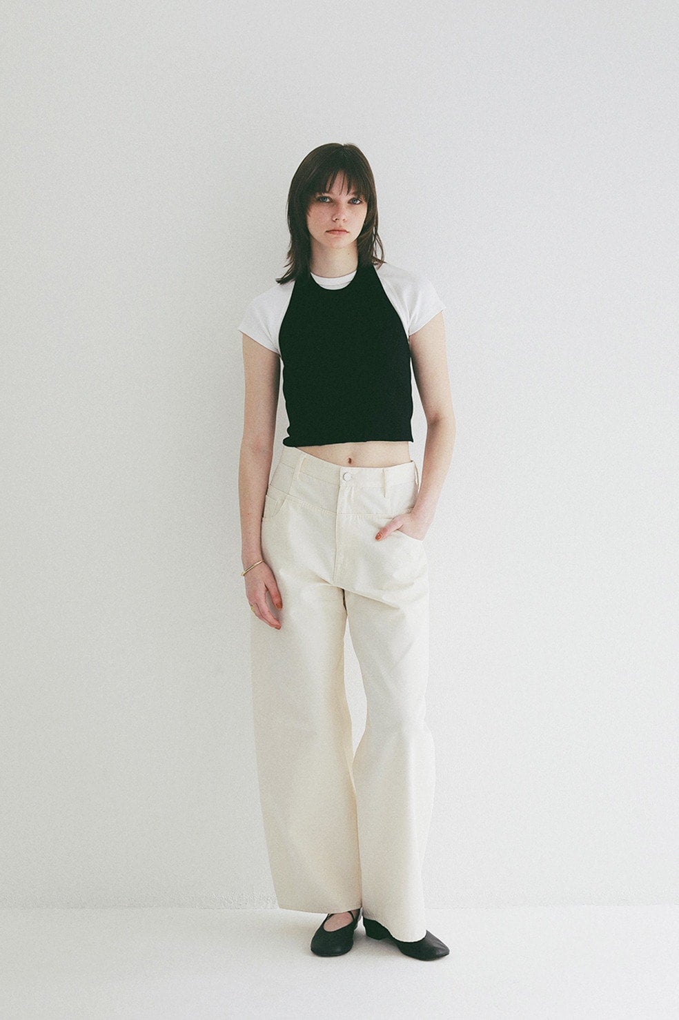 ROUND HEM SHORT SLEEVE TOPS
