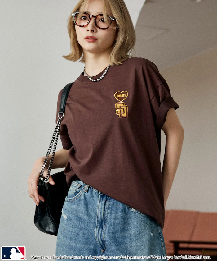 MLB One Point Heart T-Shirt