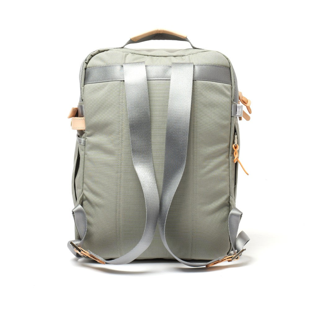 HIGHDENSITY SQUARE BACKPACK / GRAY