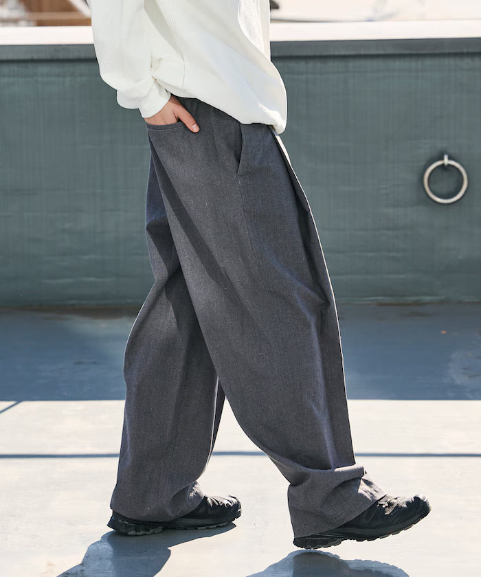 Wide Silhouette Linen Mix Tuck Easy Pants [Limited Edition]