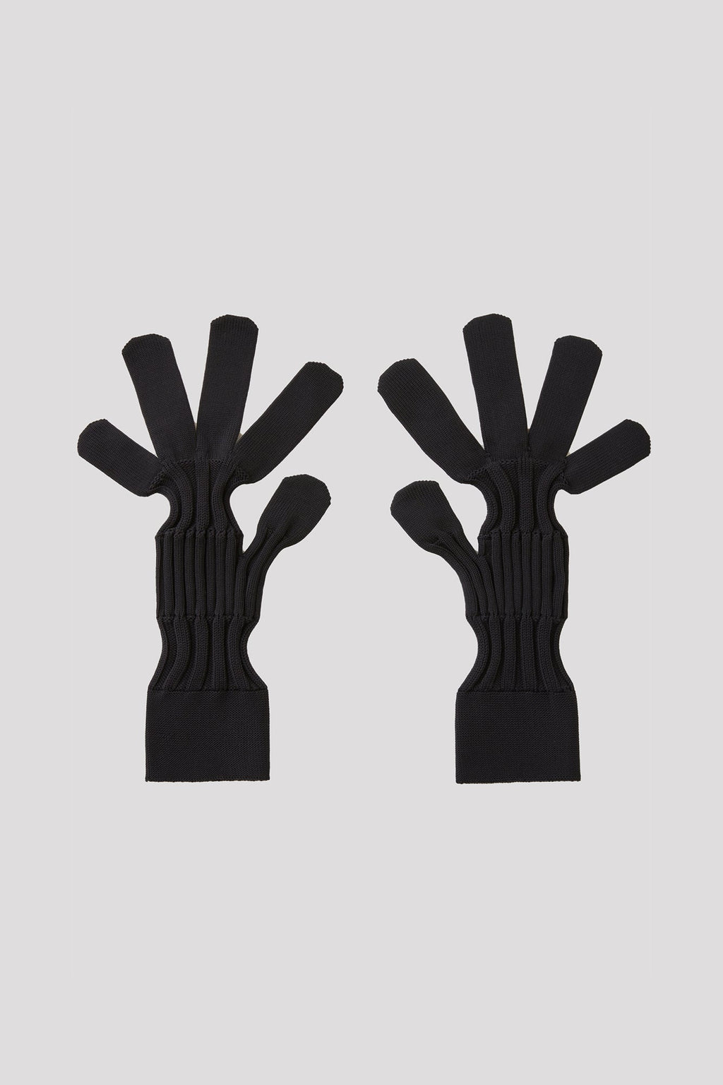 FLUTED GLOVES