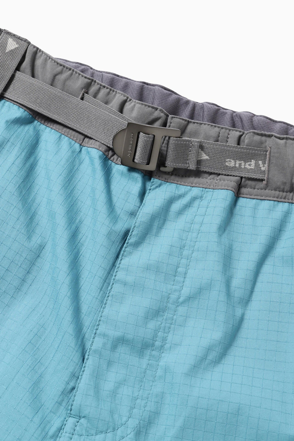 breath rip short pants