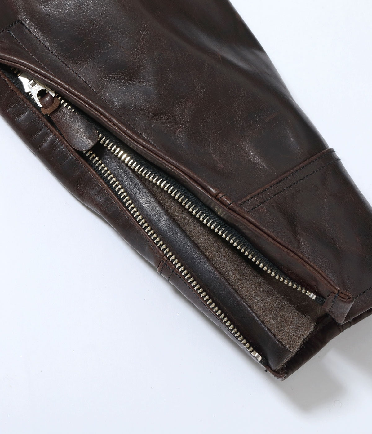 WILLIAM GIBSON COLLECTION BLACK B-2