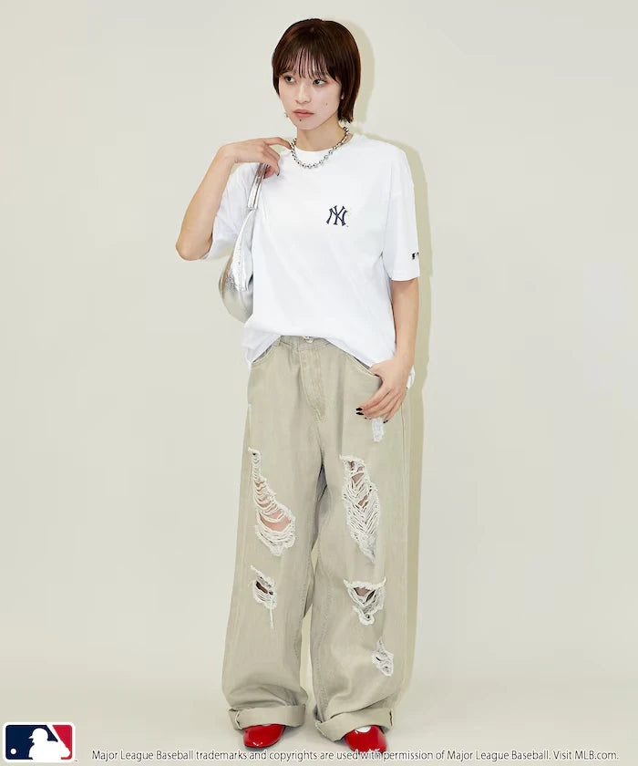 MLB One-Point Flower Embroidery T-Shirt