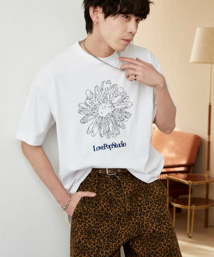 Love Pop Studio Flower Embroidery T-Shirt