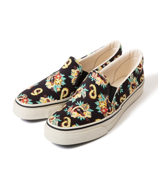 SUN SURF “MACINTOSH UKULELE” SLIP-ON SHOES