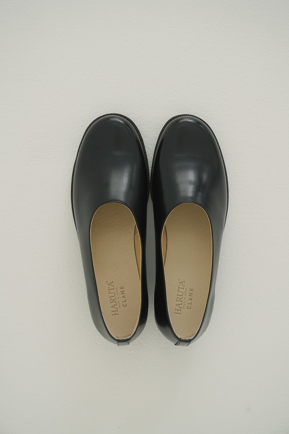 HARUTA&times;CLANE FLAT SHOES