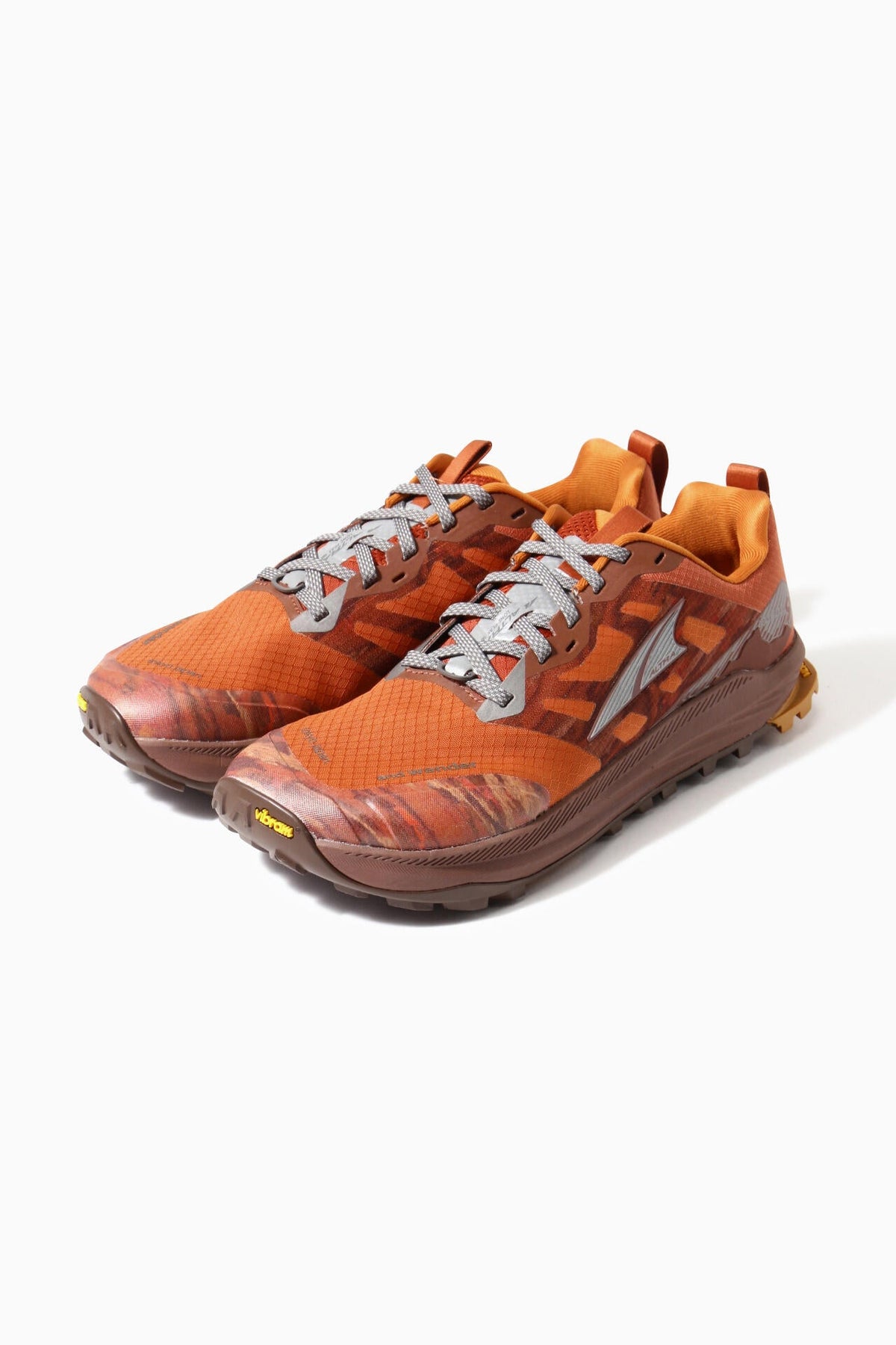 Altra×and wander LONE PEAK 9+