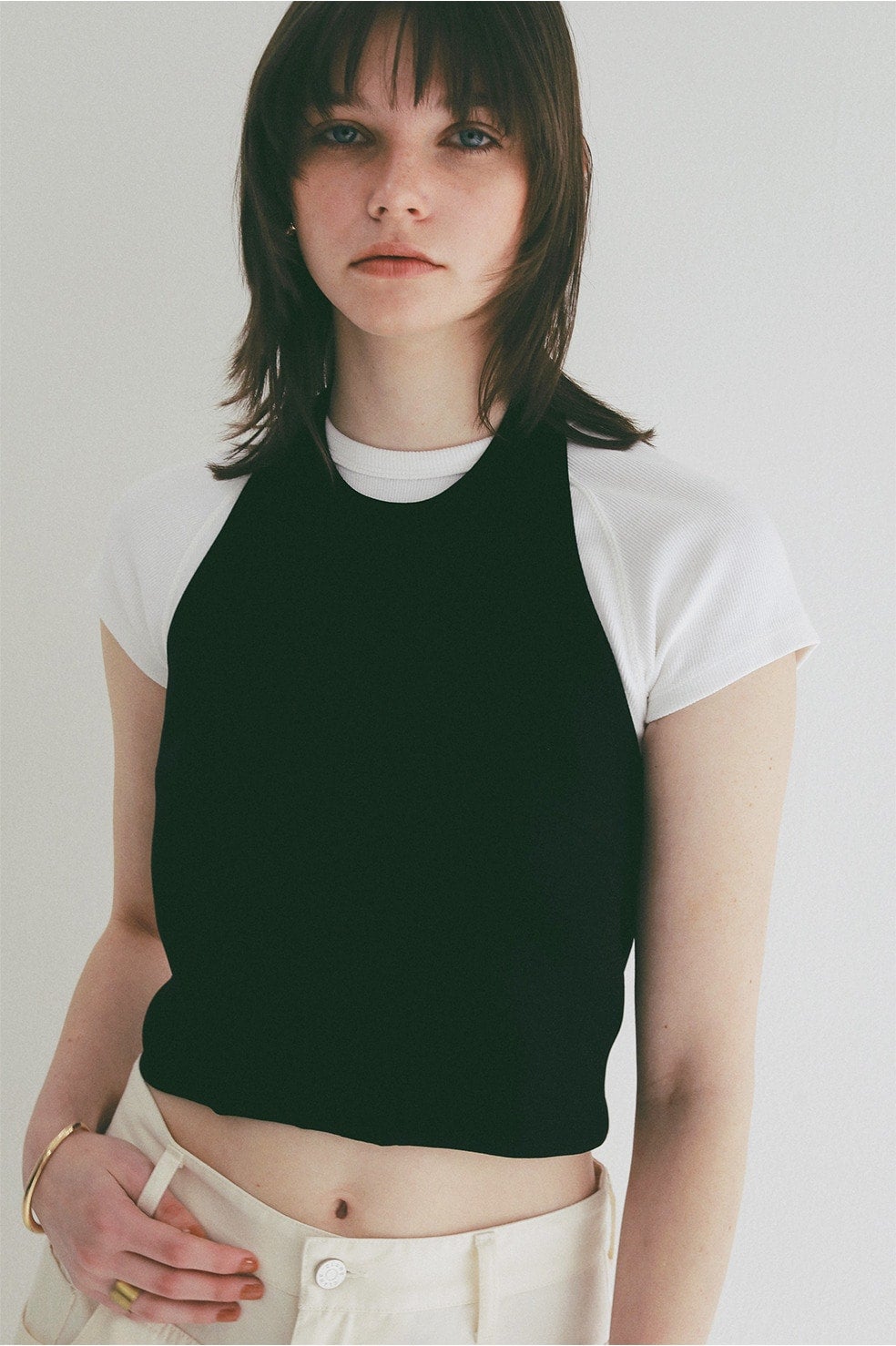 ROUND HEM SHORT SLEEVE TOPS
