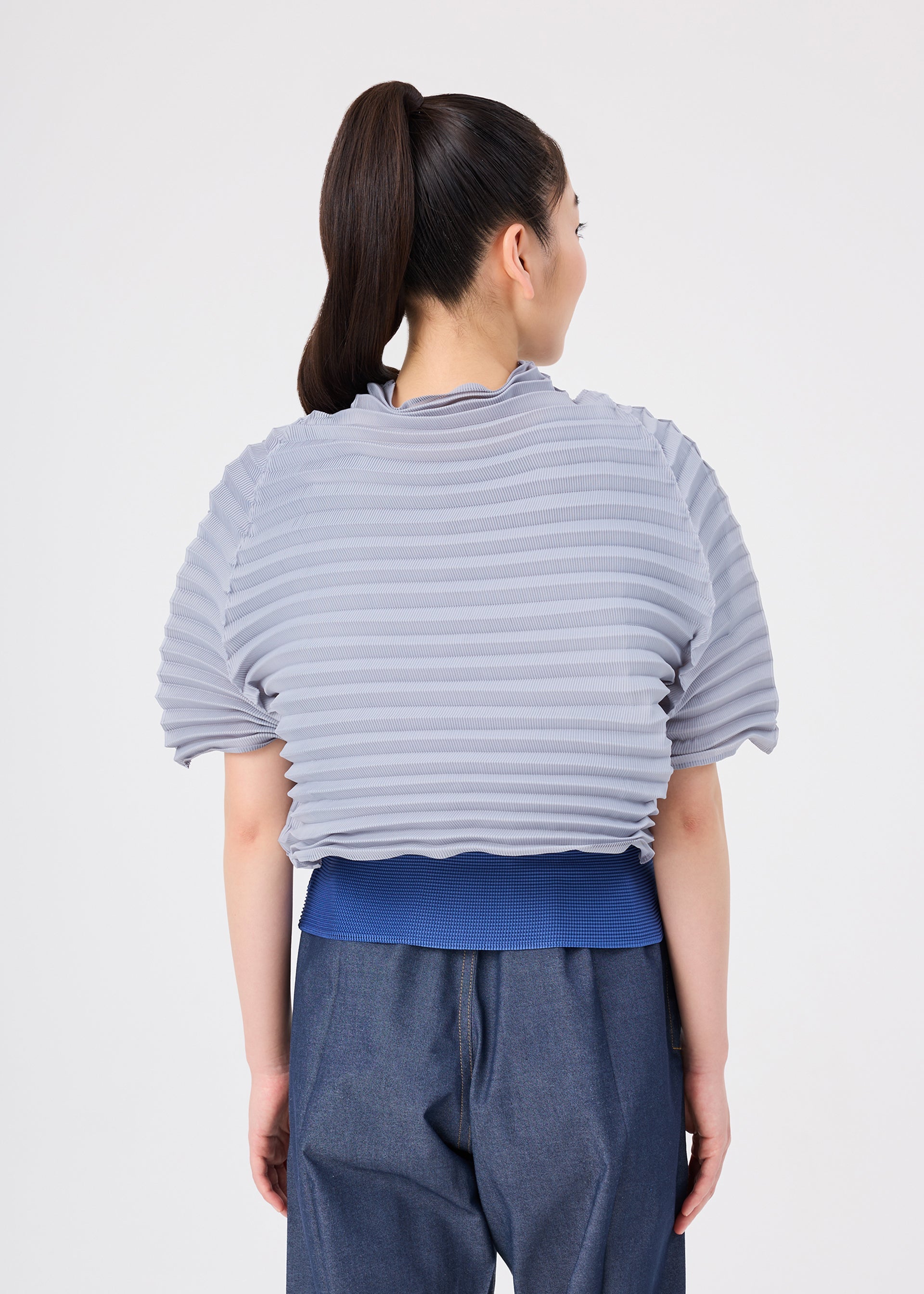 Accordion Stretch Pleats
