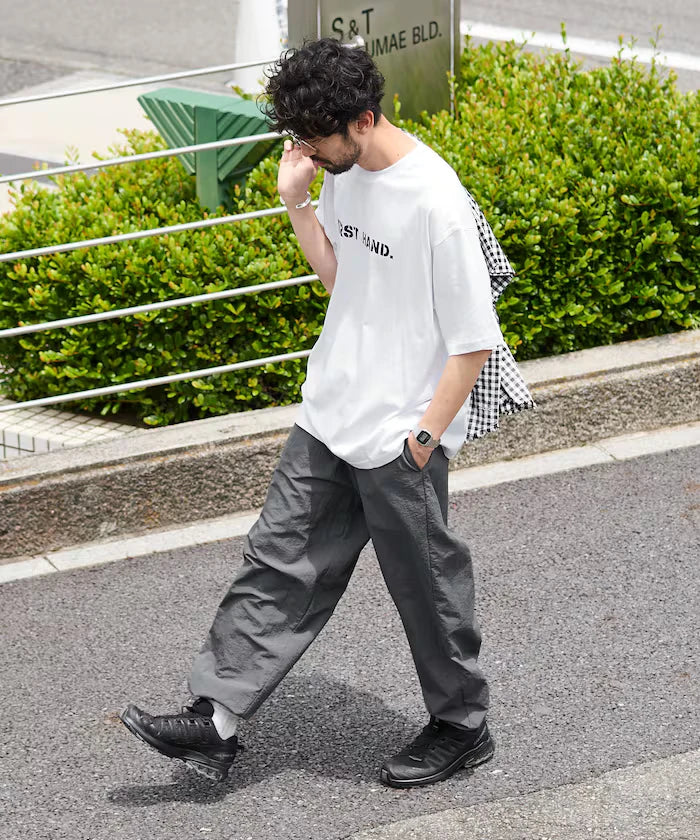 Wide Straight Nylon Track Pants / Tapered Silhouette Easy Nylon Pants