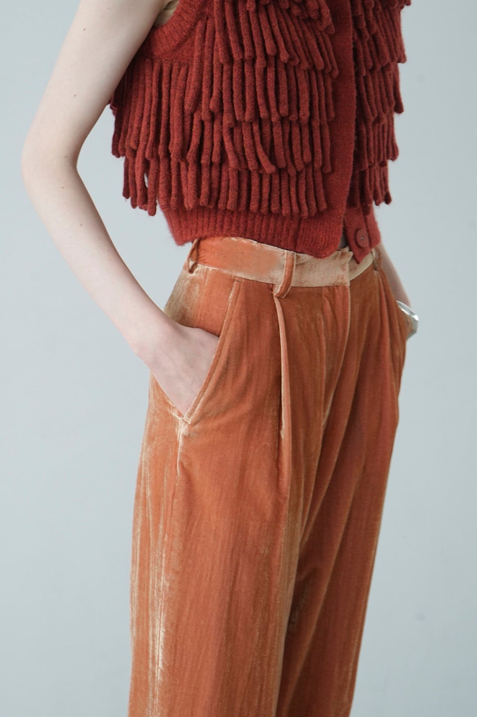 VELOR TUCK WIDE PANTS