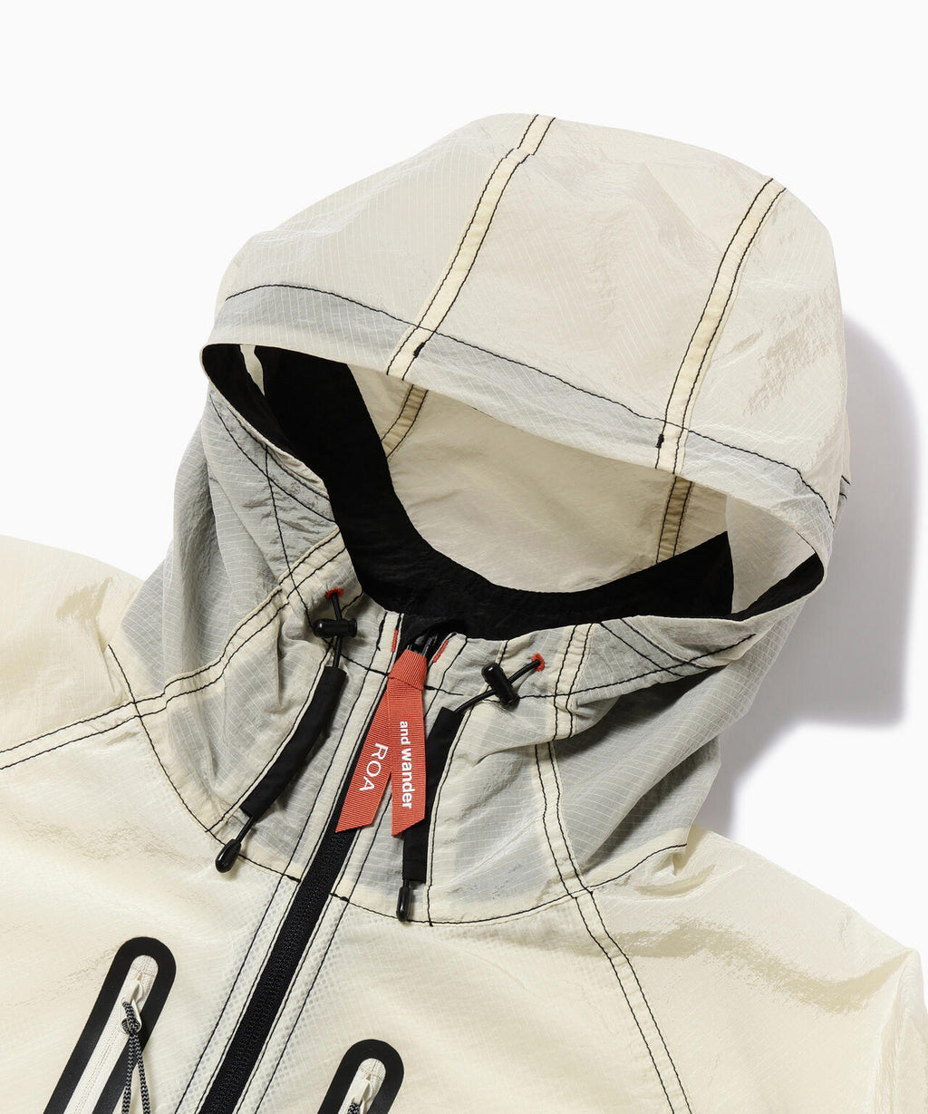ROA × and wander  ripstop wind jacket