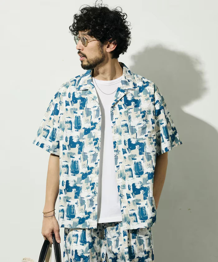 Open Collar Pattern Short Sleeve Shirt