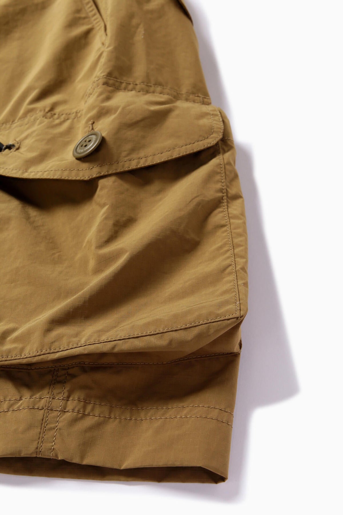 oversized cargo short pants (M)