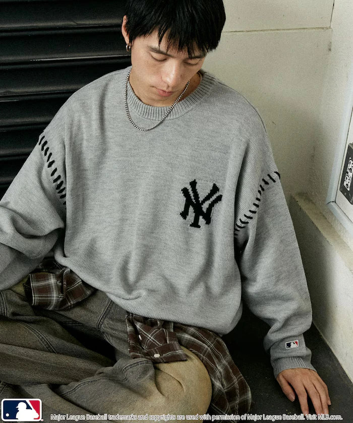 Custom Stitch Knit Pullover