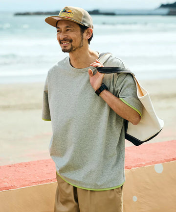 Relaxed Fit Reversible Cardboard Short Sleeve T-Shirt / Color Design