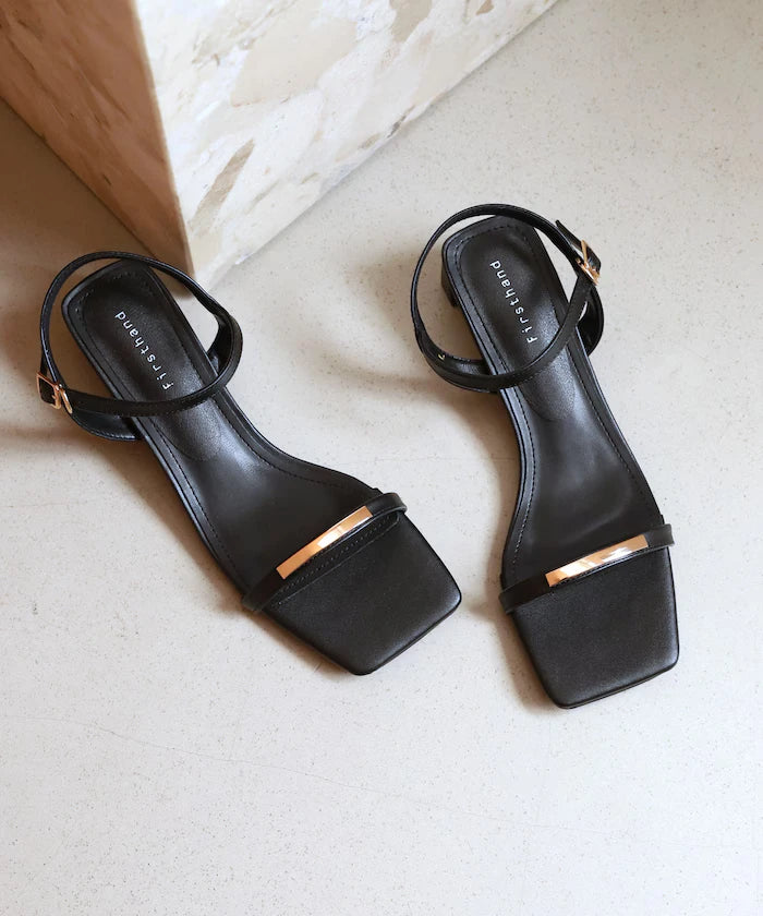 Sleek Strap Metal Plate Sandals