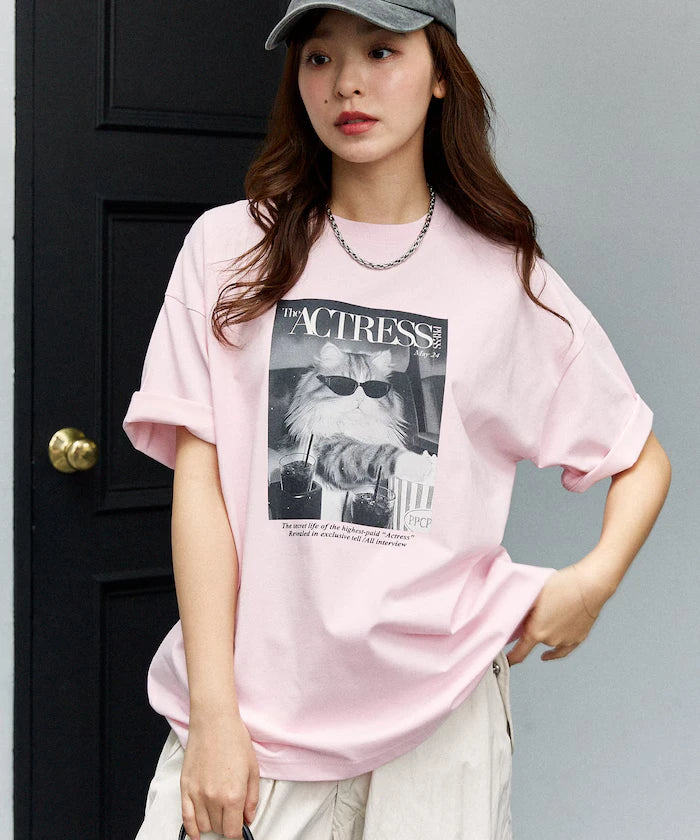 <Functional Material> MAGAZINE Cat Photo T-Shirt Limited Release