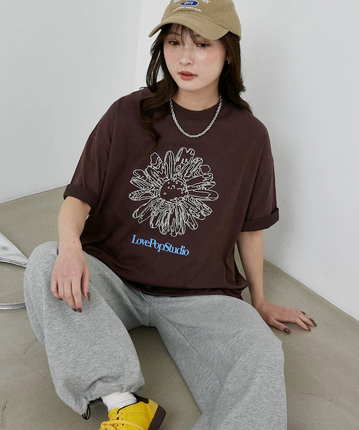 Love Pop Studio Flower Embroidery T-Shirt