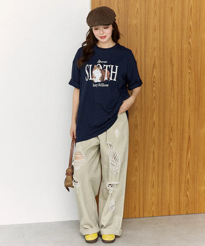 <Functional Material> SLOTH Embroidered Cat T-Shirt Limited Edition