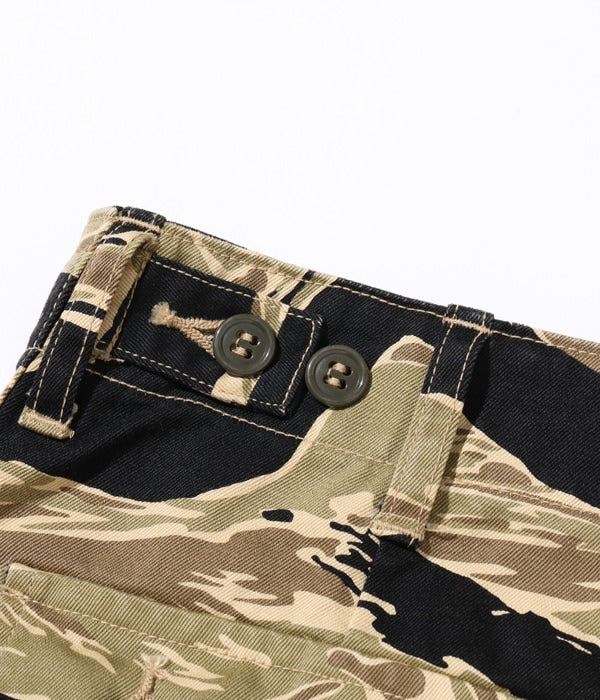 GOLD TIGER PATTERNS SHORTS