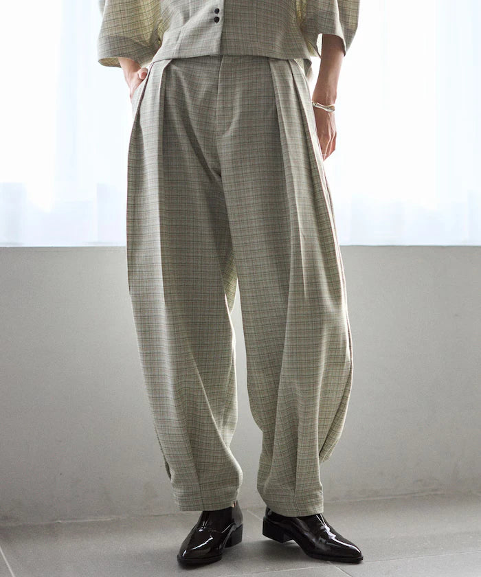 Karamichikku Kābī Pants / Setup Compatible