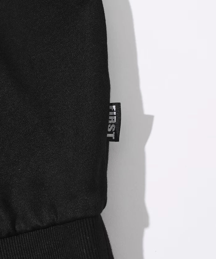 Front Print Crew Neck Sweat FIRST / Relaxed Fit