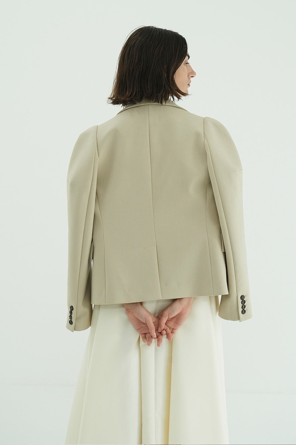 SCULPTED SLEEVE COMPACT JACKET