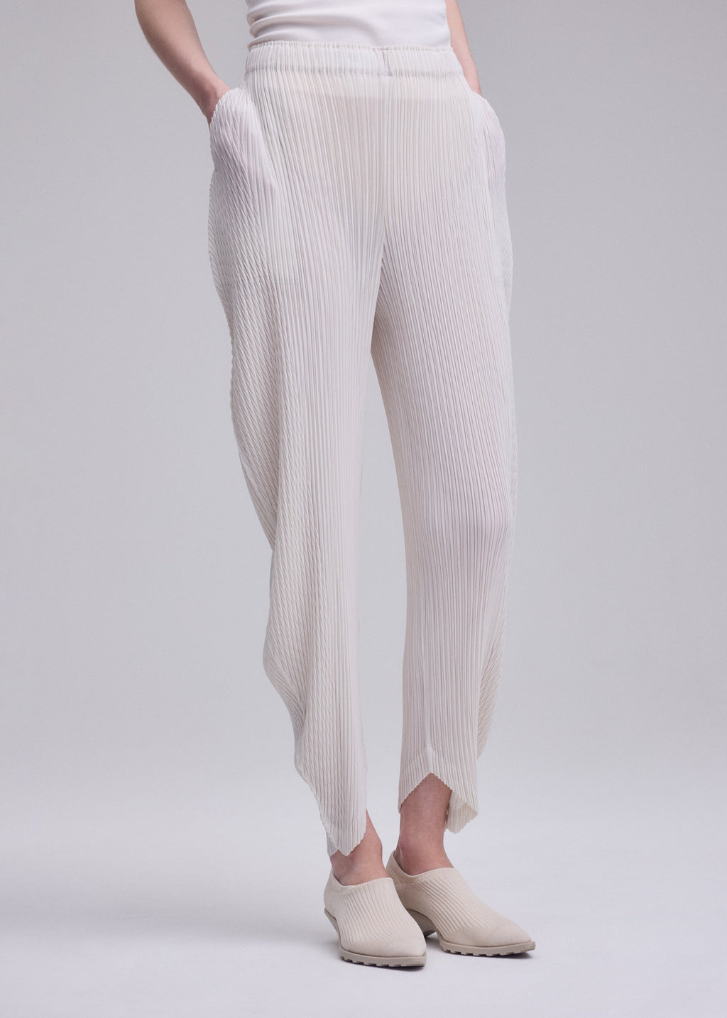 Leaf Pleats