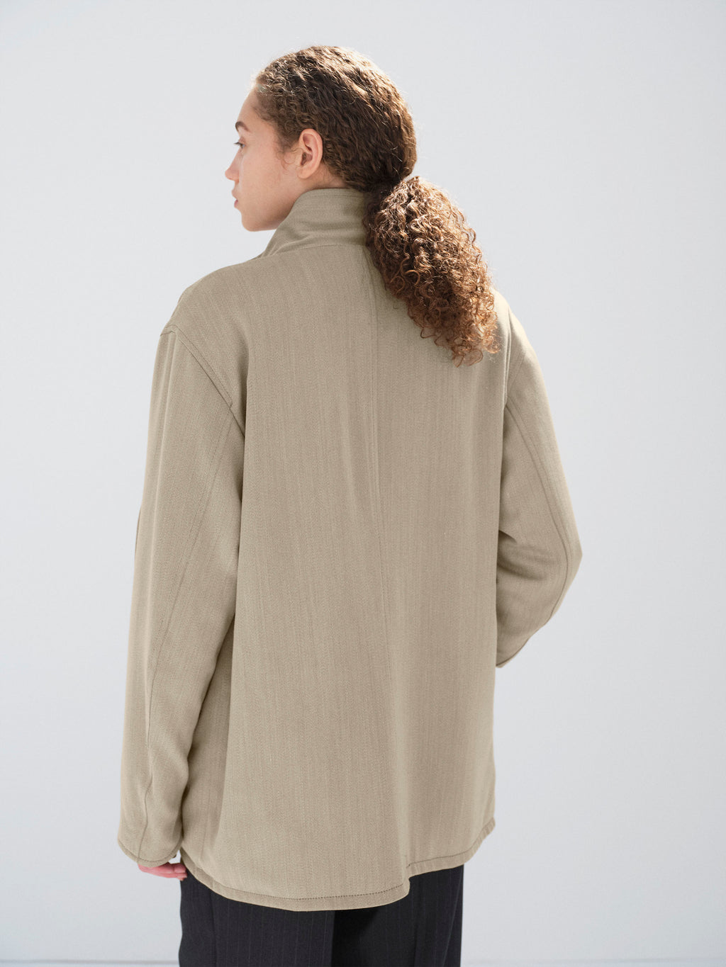 REVERSIBLE WOOL TWISTED TWILL / SHEEP LEATHER HALF COAT