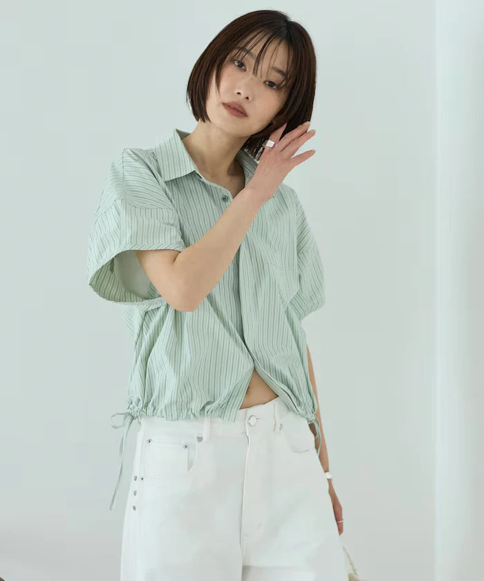 Switch Short Sleeve Hem Code Blouse
