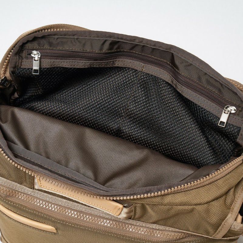 EXCLUSIVE BALLISTIC NYLON MESSENGER BAG/BLACK