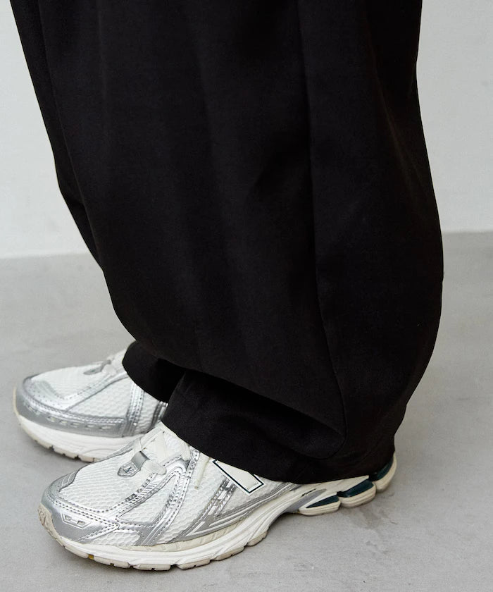 LOVE POP STUDIO Easy Slacks Pants Limited Edition