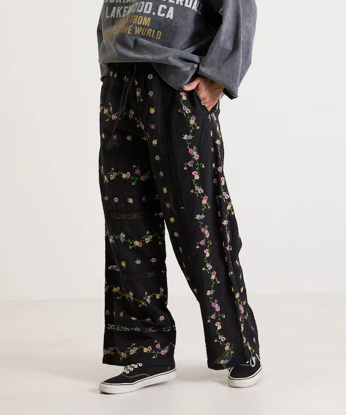 Dobby Floral Embroidery x Lace Pants