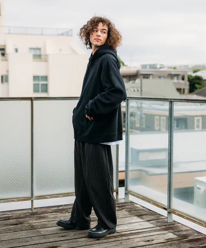 Wide Silhouette Barrel Leg Slacks Pants