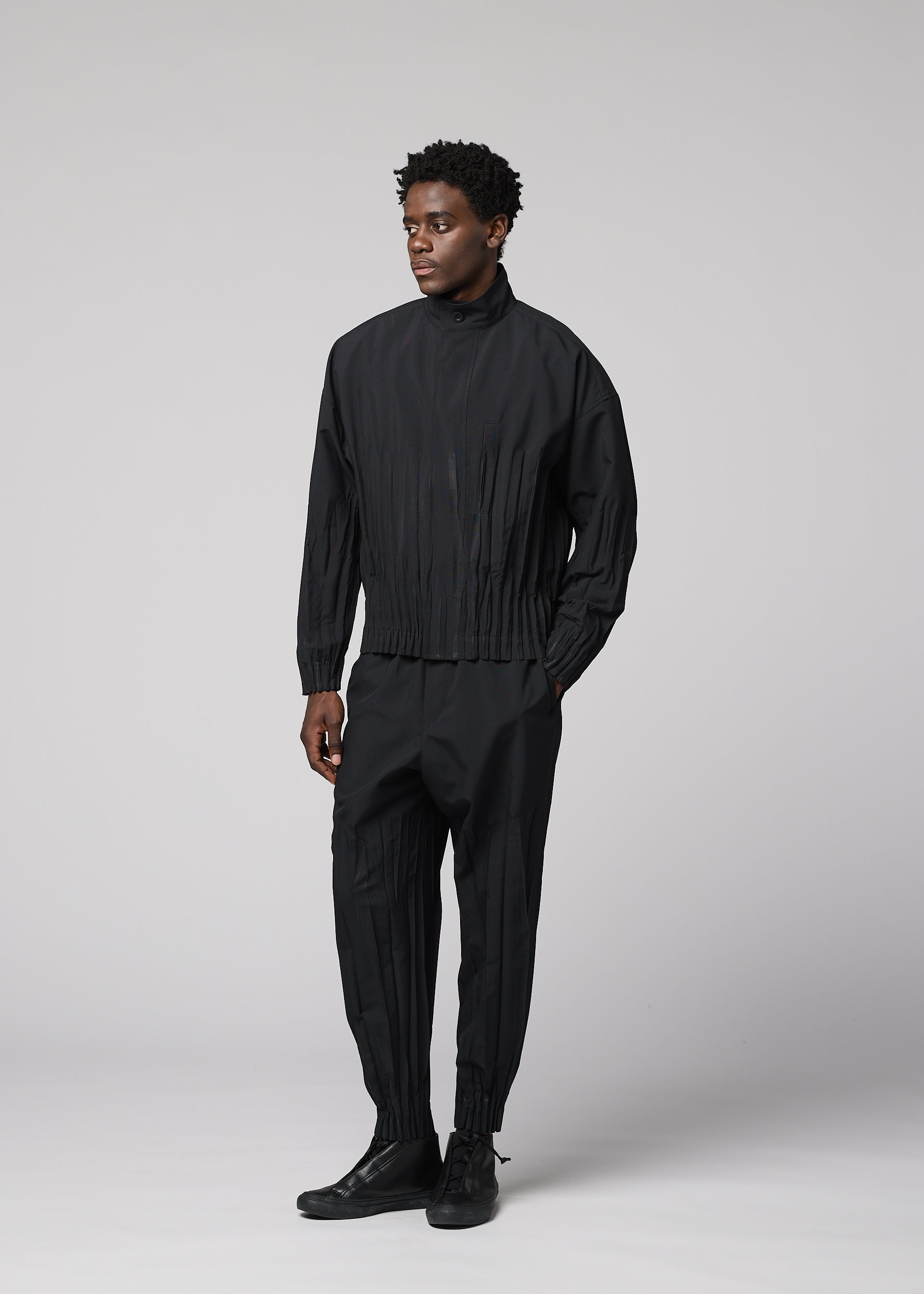 Waft Black