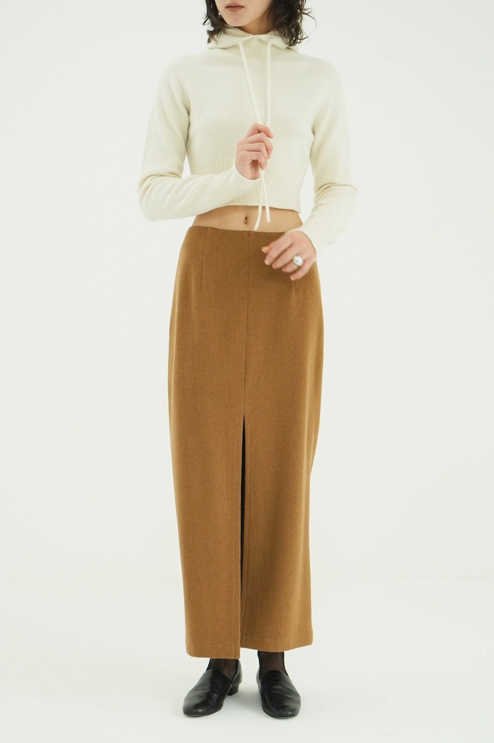TEXTURE SLIT SKIRT
