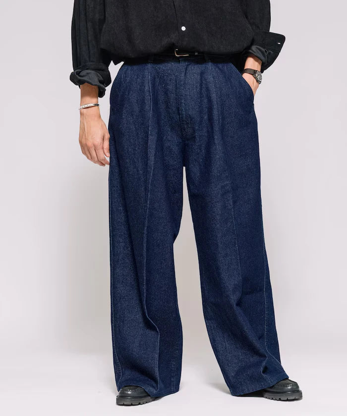 Wide Silhouette Straight Denim