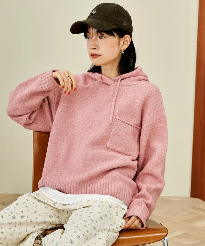 Knit hoodie with pockets