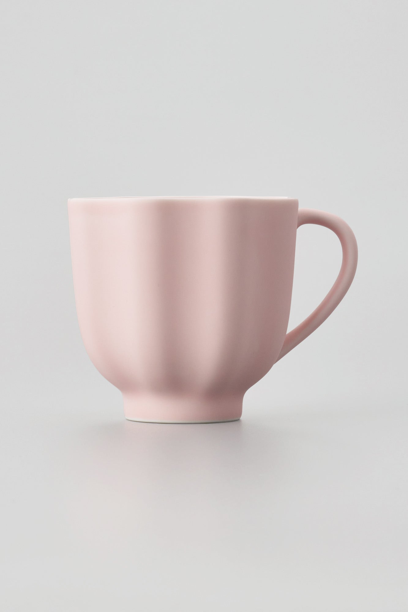 PORCELAIN POTTERY TEA MUG