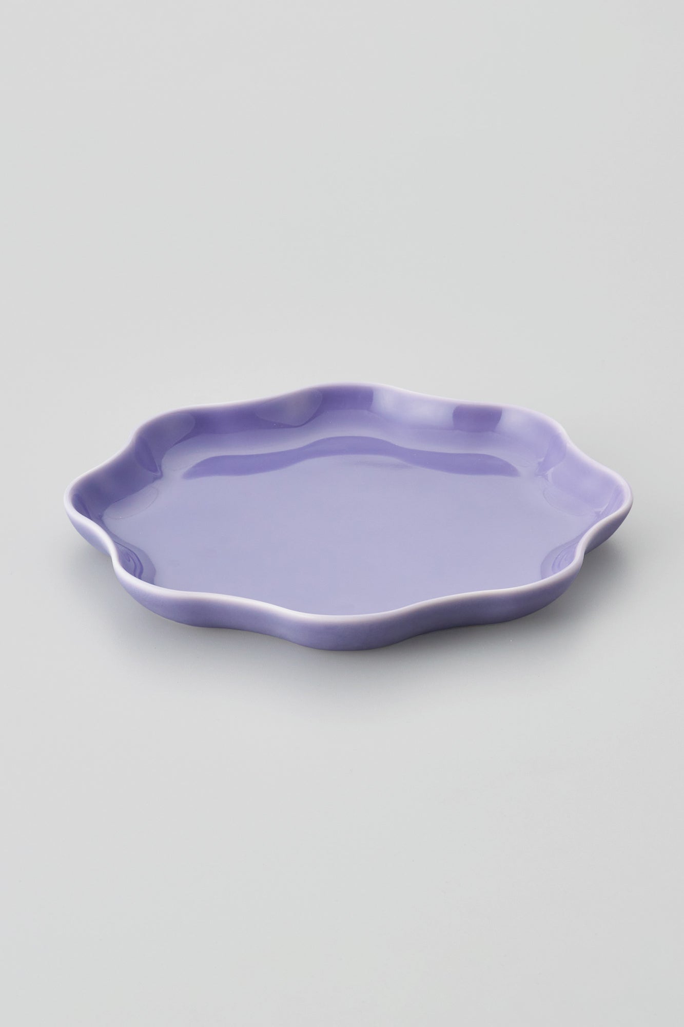 PORCELAIN POTTERY PLATE MEDIUM - LAVENDER FROST