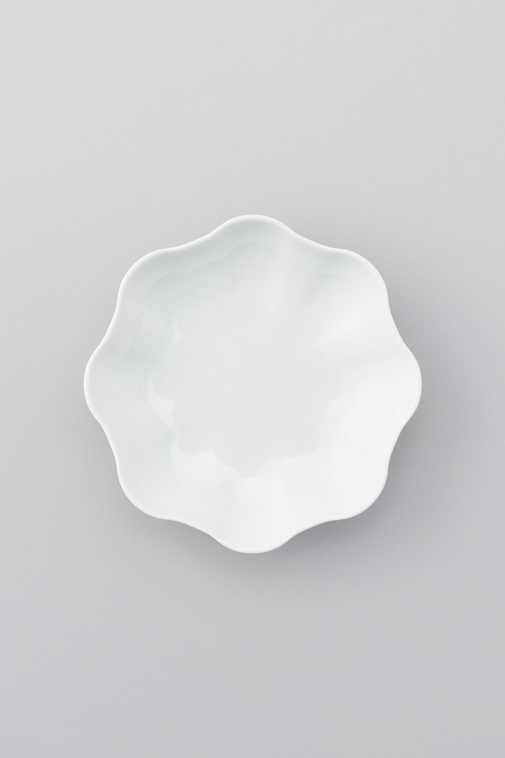 PORCELAIN POTTERY BOWL MEDIUM