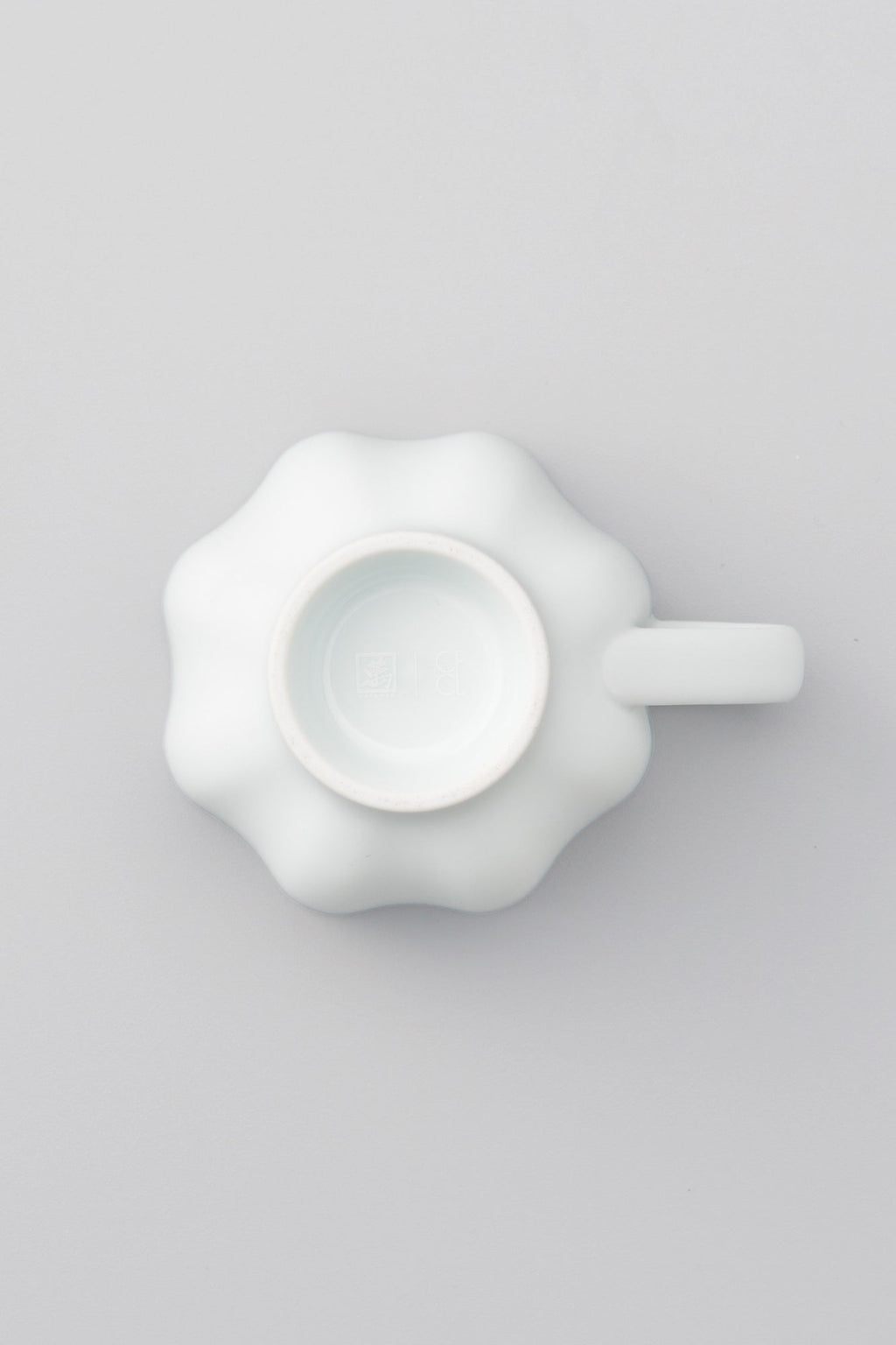 PORCELAIN POTTERY TEA MUG